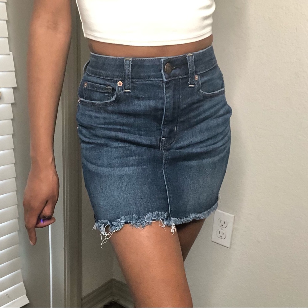 American Eagle Blue Skirt Size 2